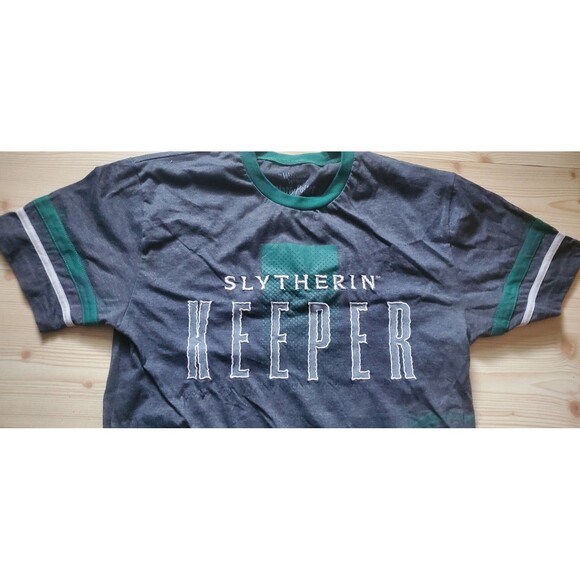 Universal Studios Slytherin Keeper Quidditch Harry Potter Movie Shirt - M medium - Picture 2 of 6